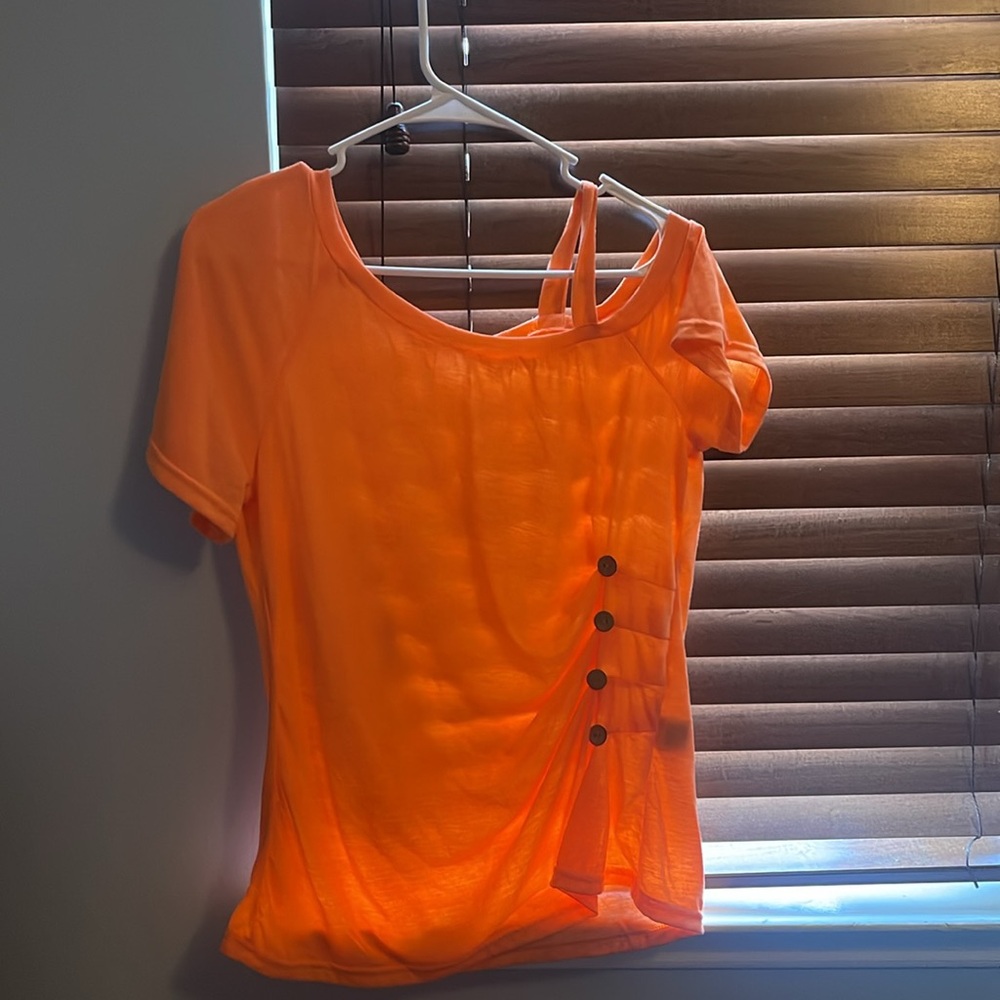 Orange off the shoulder top from shein. brand new never worn. XL - Picture 2 of 6